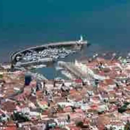 Au Coeur De St Martin : La Cible Lägenhet Saint-Martin-de-Ré